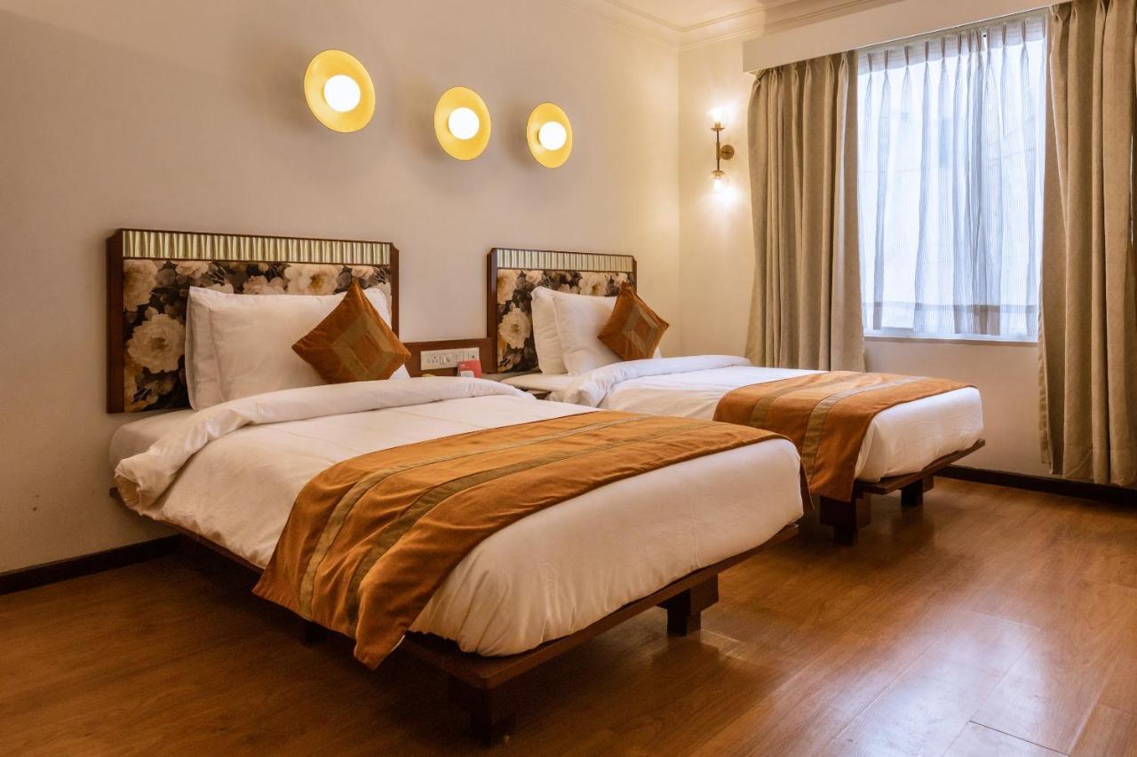 Hotel Clubhouse Nami Residency, Ahmadabad Zewnętrze zdjęcie
