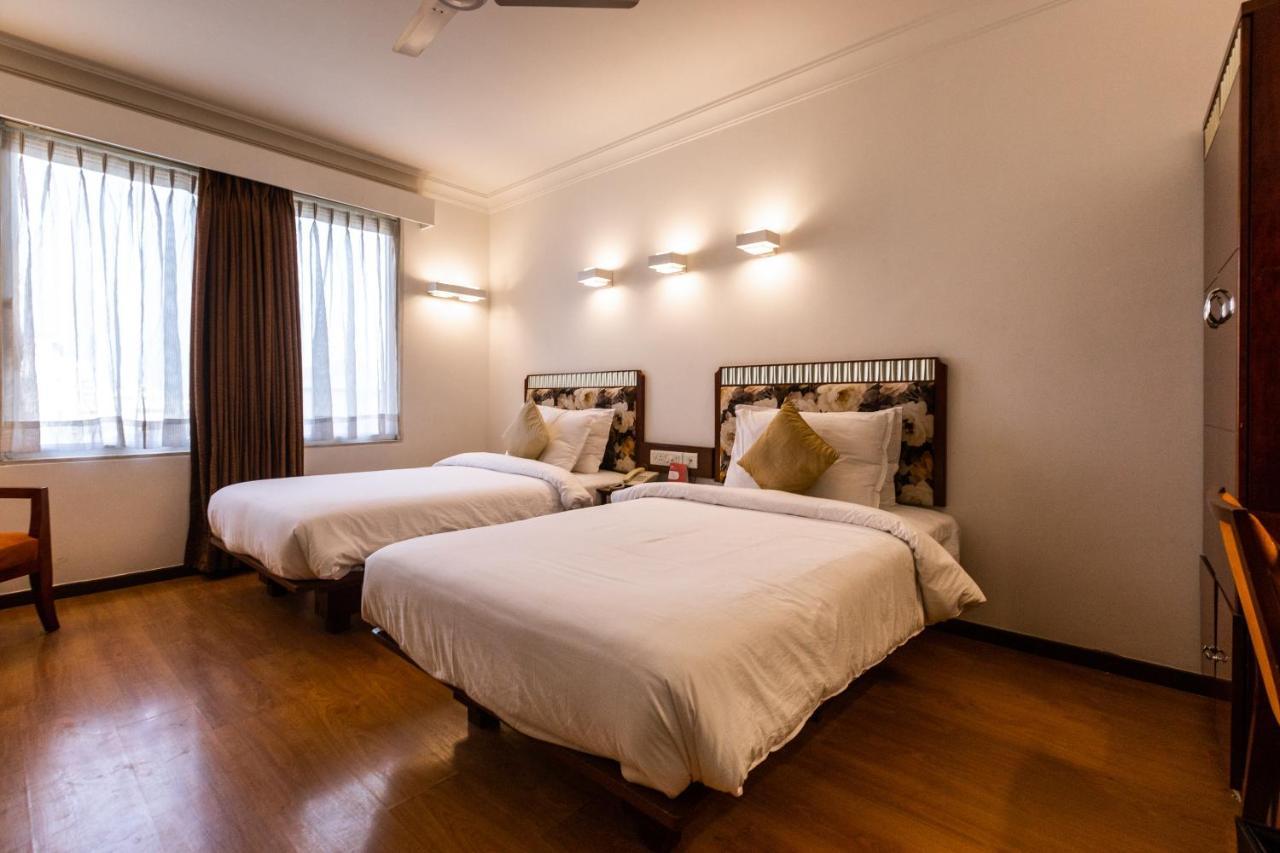 Hotel Clubhouse Nami Residency, Ahmadabad Zewnętrze zdjęcie