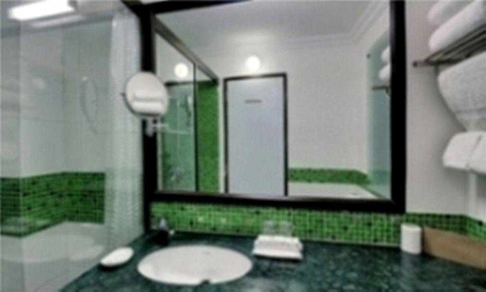 Hotel Clubhouse Nami Residency, Ahmadabad Zewnętrze zdjęcie